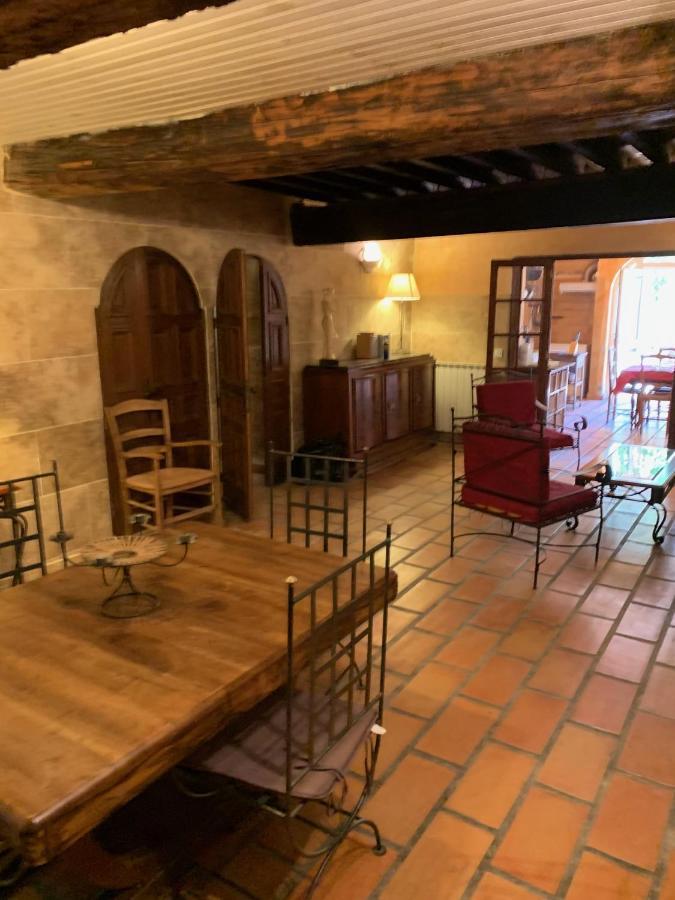 La Maison Sur La Place Aigues-Mortes Ngoại thất bức ảnh